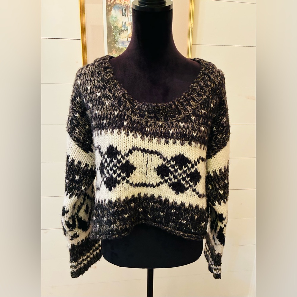 Free People Chunky Fair Isle Cropped Sweater Black Ivory Boho Cozy Knit Size M - Picture 2 of 9